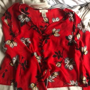 Red floral top❤️